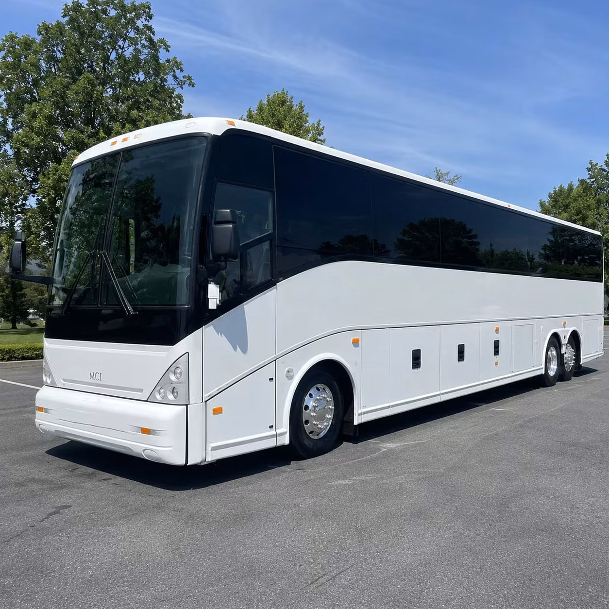 choosing the right bus size for your spokane workforce