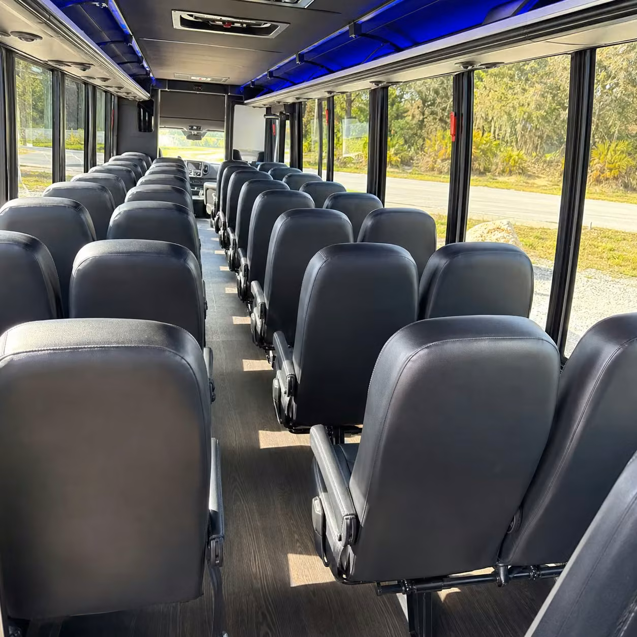 spokane 25 passenger minibus rental