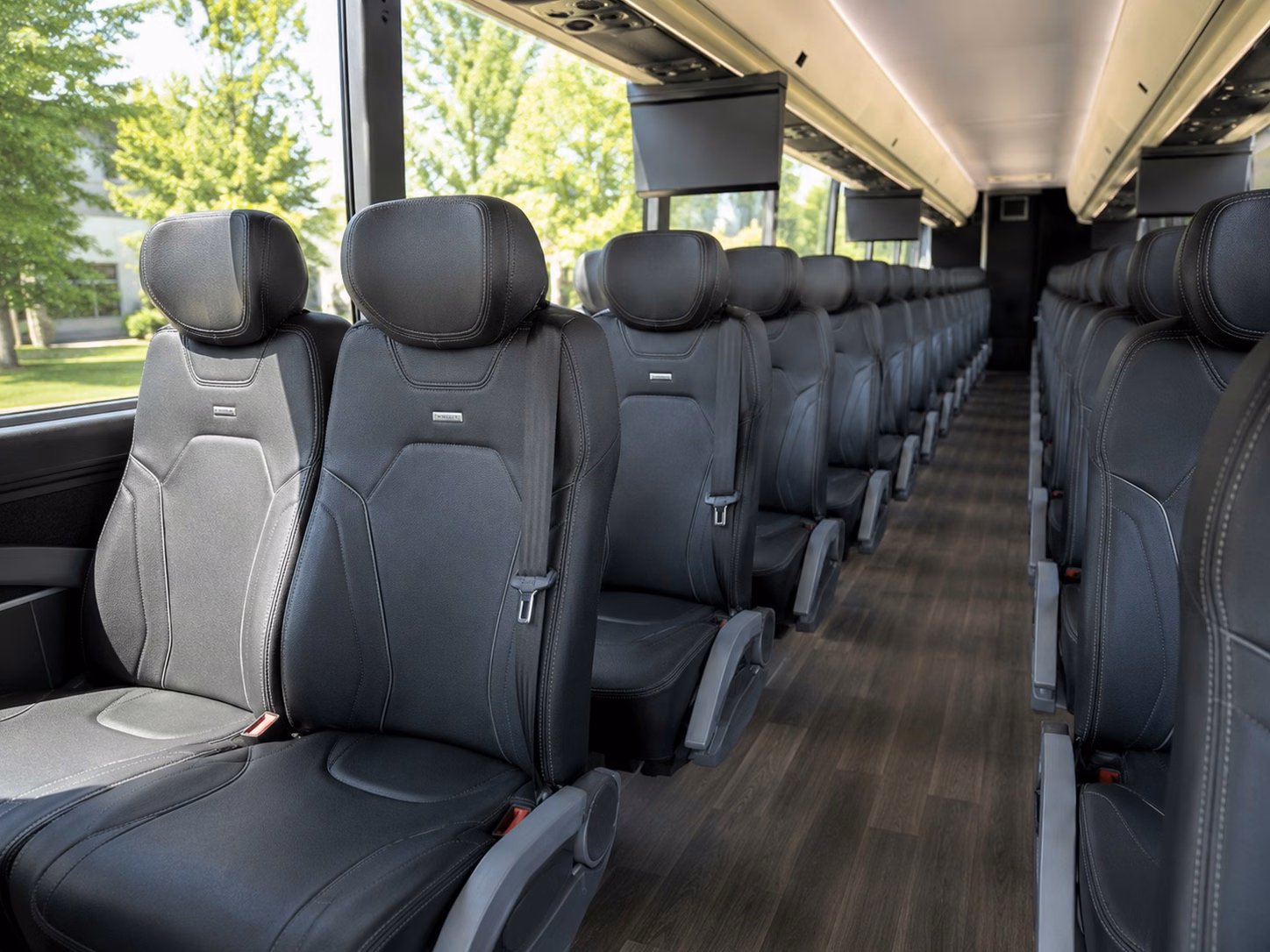 spokane wedding venue shuttle services that keep every guest on time